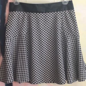 BANANA REPUBLIC SKIRT SIZE 0 NWT